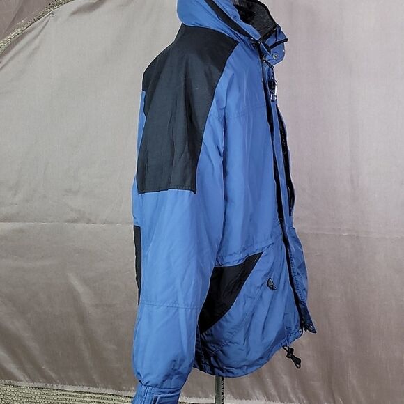 AMERICAN EAGLE PERFORMANCE Hooded Jacket Medium - Picture 9 of 16